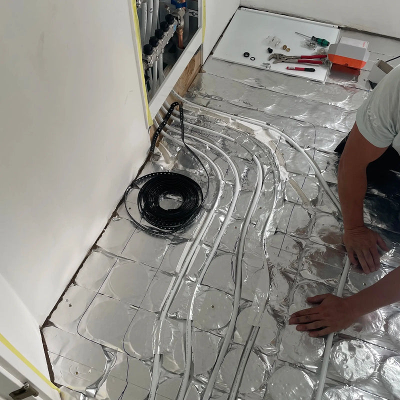 Trockenbau Wärmeleitplatten mit Alu-Schicht – verlegtes System, Ansicht 3